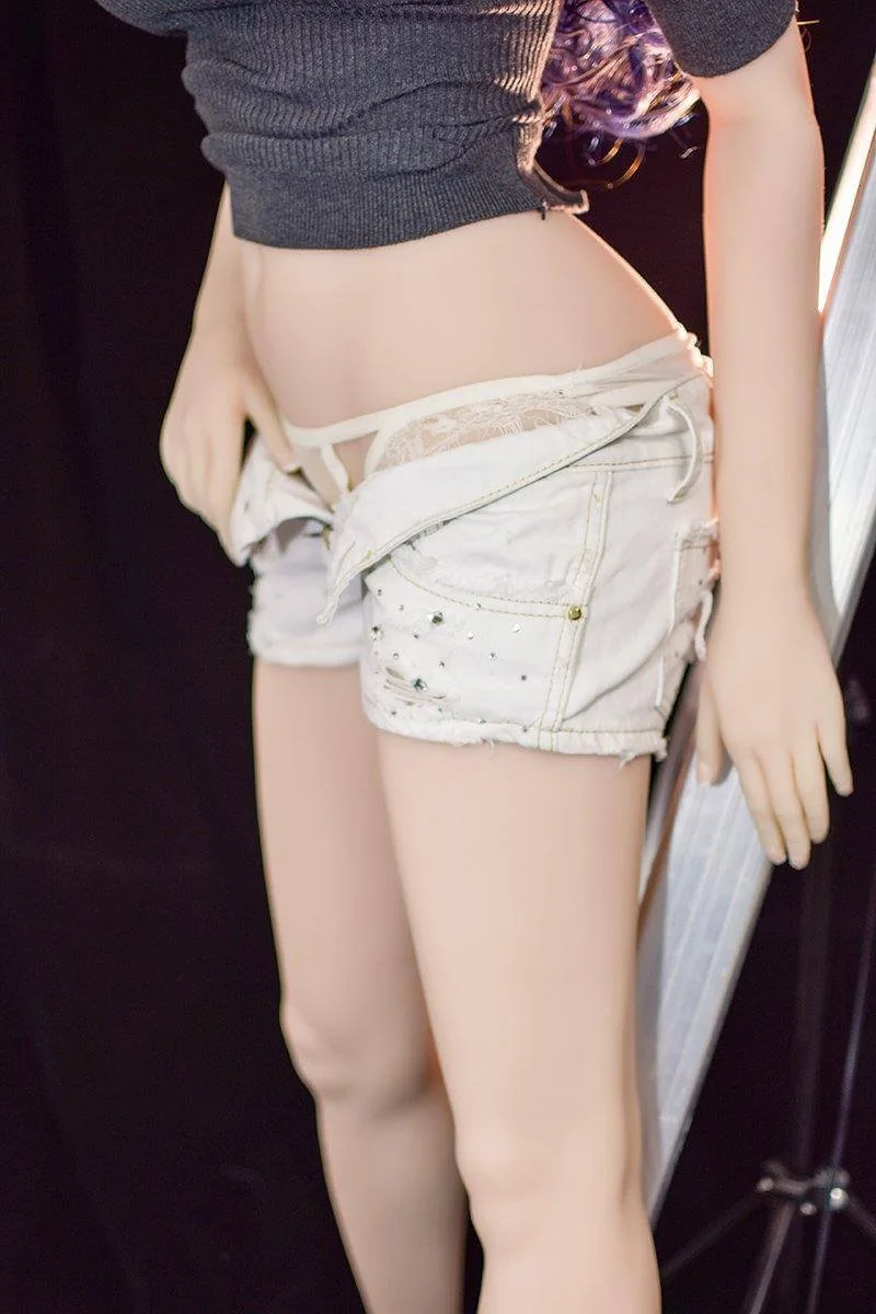 Shannon - 0ft 7in (18cm) 6YE Realistic TPE Sex Doll view 5