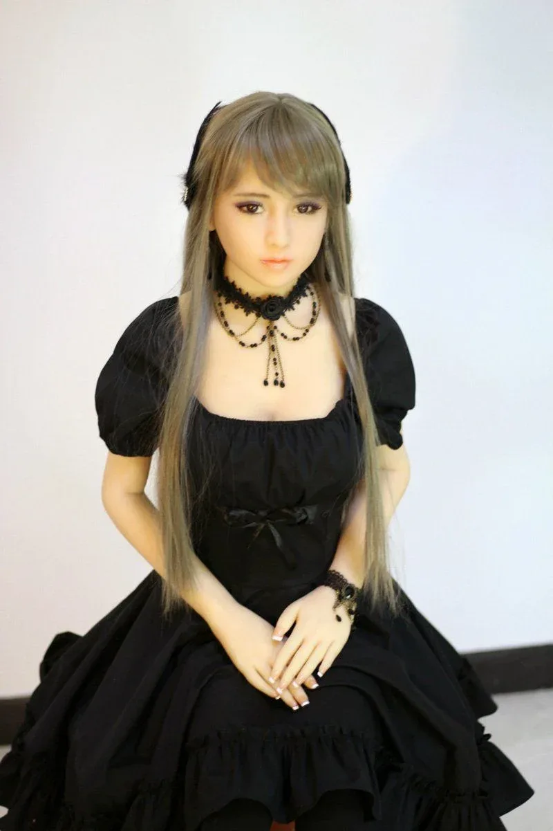 Denise - 4ft 10in (148cm) Realistic TPE Sex Doll view 4